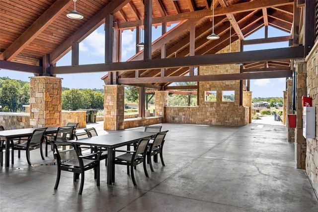 749 Jacksdaw DR, Austin, TX 78737
