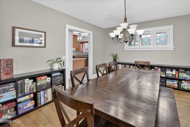 135 Amherst Drive, Toledo, OH 43614