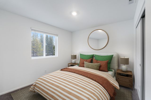 51742 Jubilee Pine Dr, La Pine, OR 97739