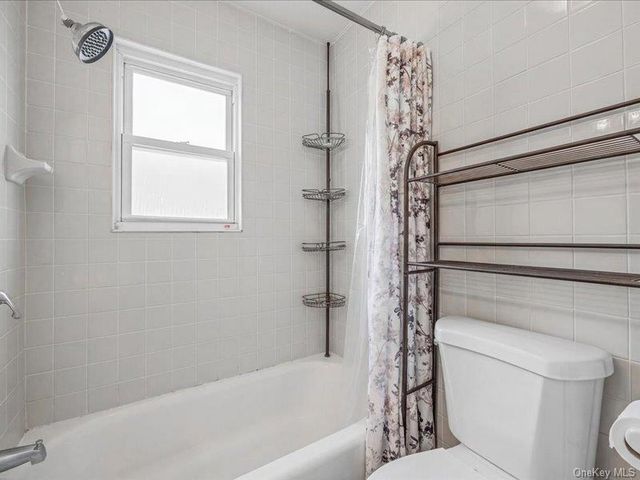 3229 Glennon Place, Bronx, NY 10465