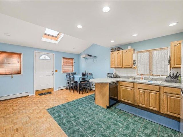 3229 Glennon Place, Bronx, NY 10465