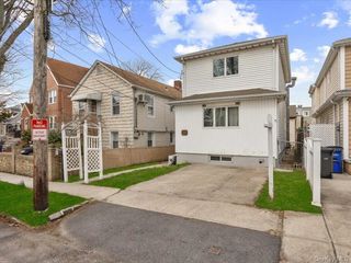 3229 Glennon Place, Bronx, NY 10465