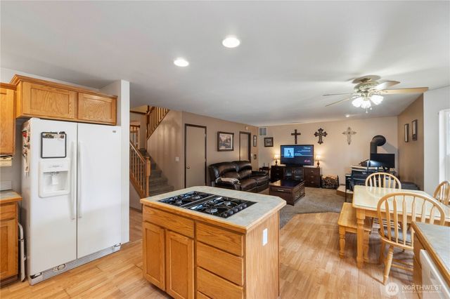 15040 129th Lane SE, Yelm, WA 98597