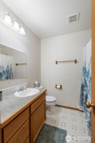 15040 129th Lane SE, Yelm, WA 98597