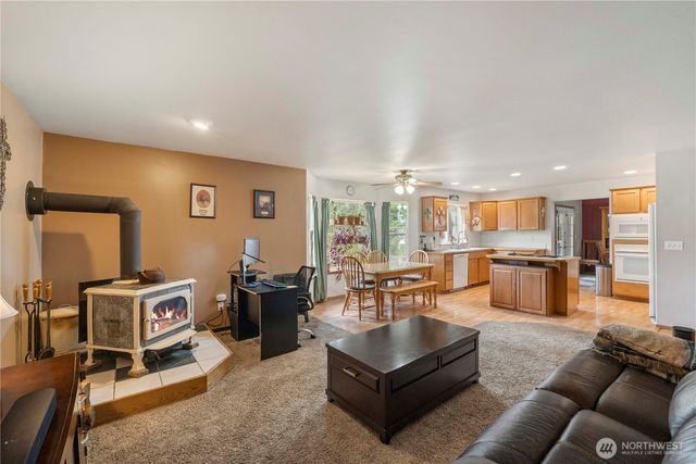 15040 129th Lane SE, Yelm, WA 98597