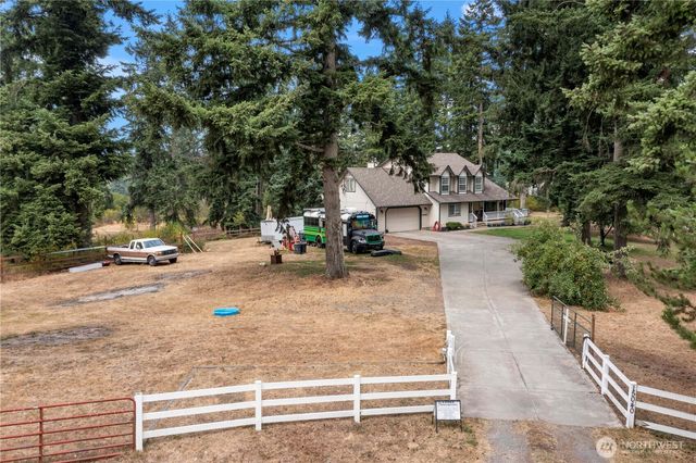 15040 129th Lane SE, Yelm, WA 98597