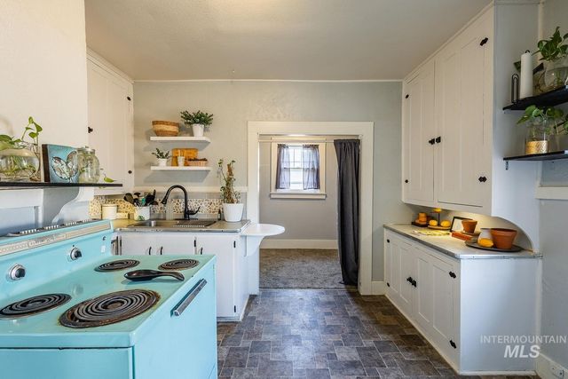 1315 4th St S, Nampa, ID 83651