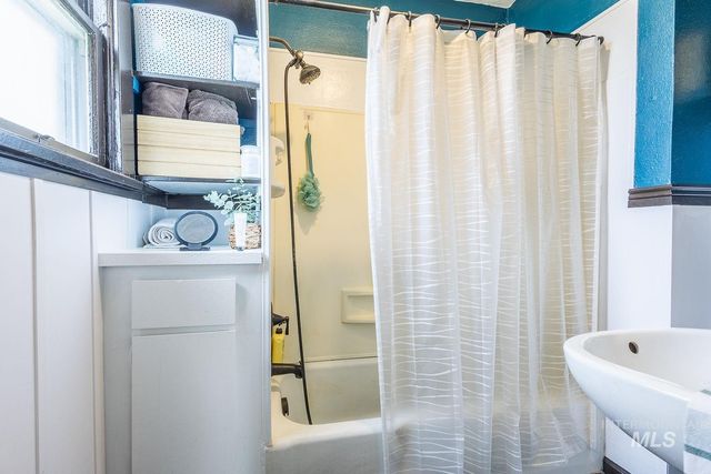 1315 4th St S, Nampa, ID 83651