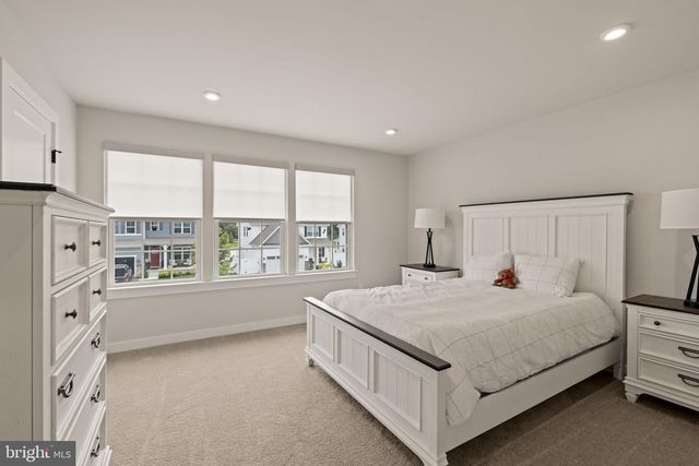 149 MERSEYSIDE DR, Swedesboro, NJ 08085