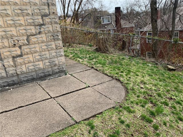 5450 Covode Pl 2, Squirrel Hill, PA 15217