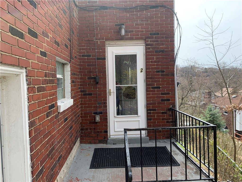 5450 Covode Pl 2, Squirrel Hill, PA 15217