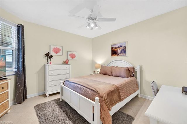 201 Vintage Bay DR B10, Marco Island, FL 34145