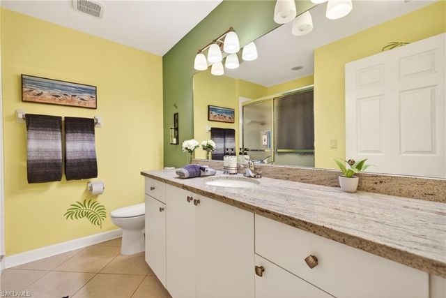 201 Vintage Bay DR B10, Marco Island, FL 34145