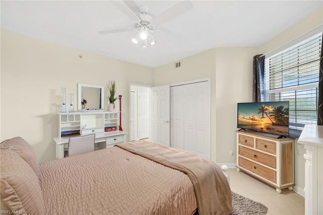 201 Vintage Bay DR B10, Marco Island, FL 34145