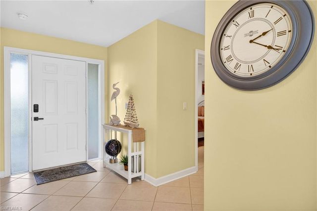 201 Vintage Bay DR B10, Marco Island, FL 34145