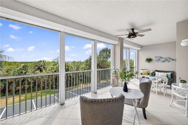 201 Vintage Bay DR B10, Marco Island, FL 34145