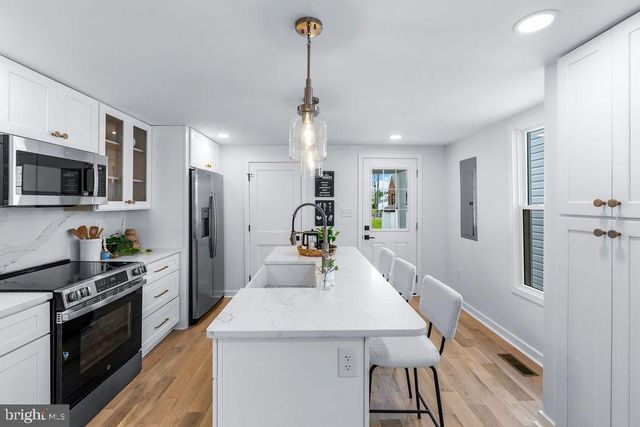 131 EASTERN AVE, Annapolis, MD 21403