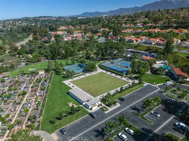 27671 Via Granados, Mission Viejo, CA 92692