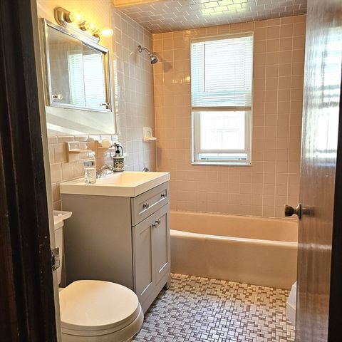 248 N.Beacon St 1, Watertown, MA 02472