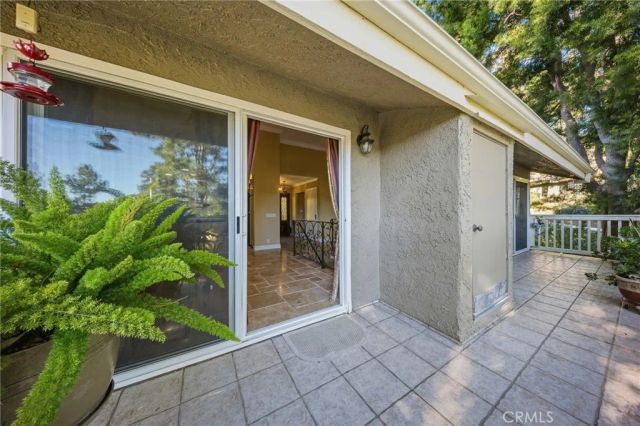 113 Conifer Circle, Oak Park, CA 91377