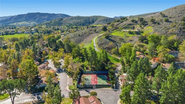 113 Conifer Circle, Oak Park, CA 91377