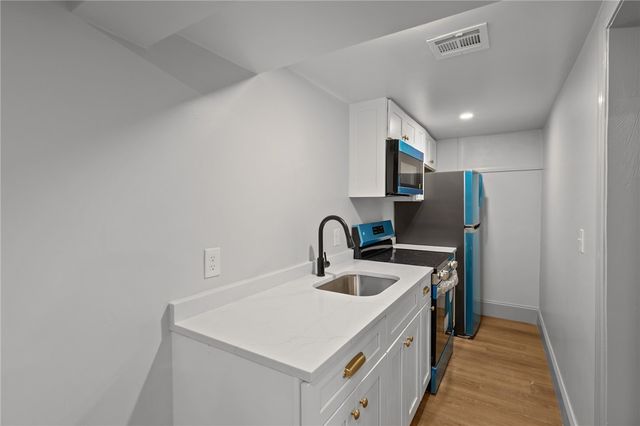 507 Sharon Street, Providence, RI 02908