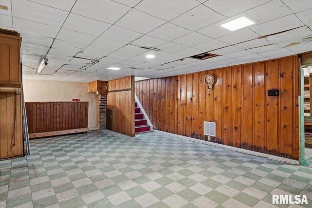 2136 WHITTIER Avenue, Springfield, IL 62704