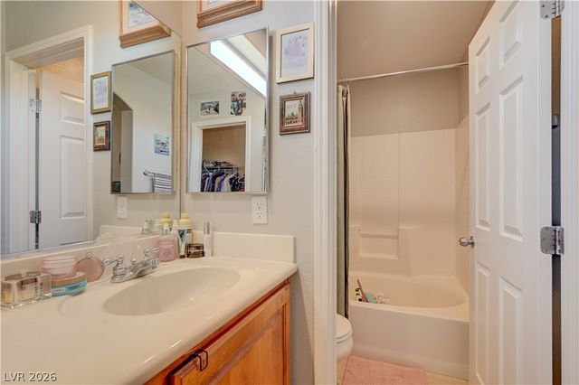 9941 Carrizo Springs Avenue, Las Vegas, NV 89148