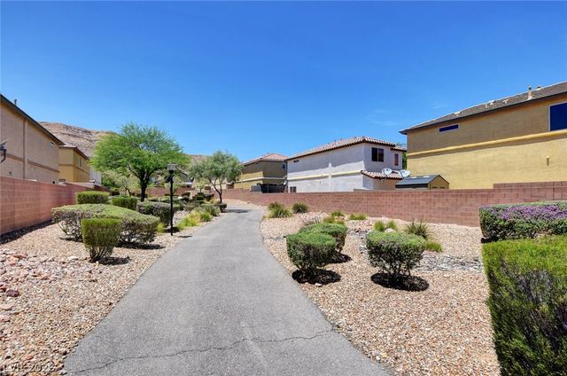 9941 Carrizo Springs Avenue, Las Vegas, NV 89148