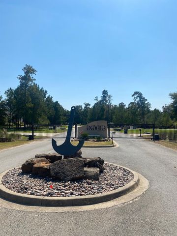 393 Ridge Lake Scenic Drive, Montgomery, TX 77316