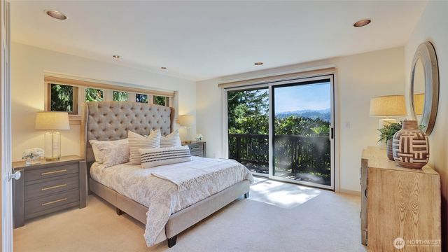 9411 SE 54th Street, Mercer Island, WA 98040