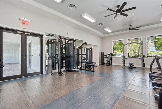 2560 Seychelles DR 1003, Naples, FL 34112