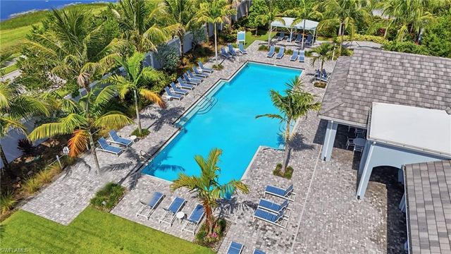 2560 Seychelles DR 1003, Naples, FL 34112