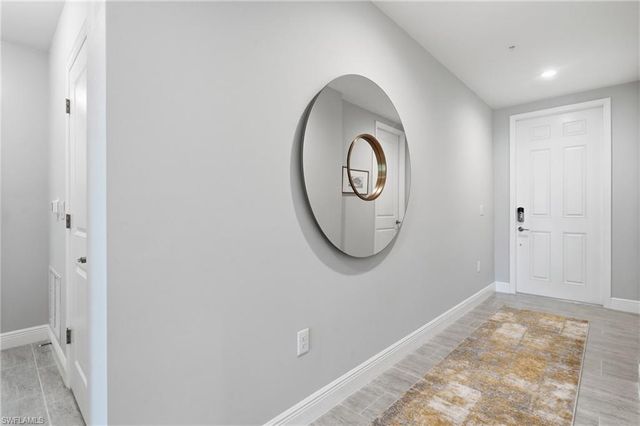 2560 Seychelles DR 1003, Naples, FL 34112