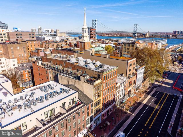 222 CHURCH ST, Philadelphia, PA 19106