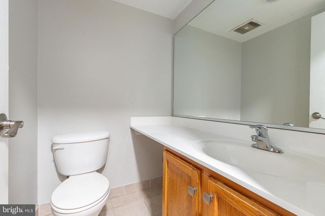 222 CHURCH ST, Philadelphia, PA 19106