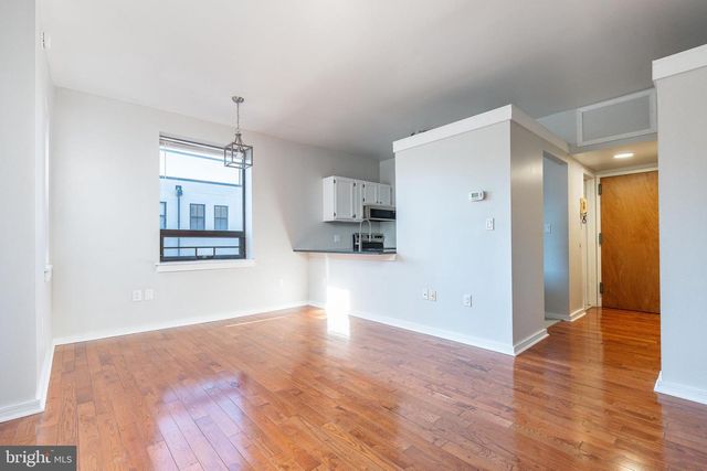222 CHURCH ST, Philadelphia, PA 19106