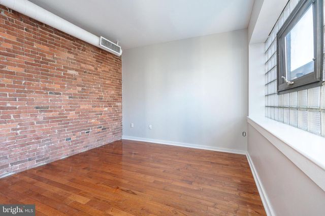 222 CHURCH ST, Philadelphia, PA 19106