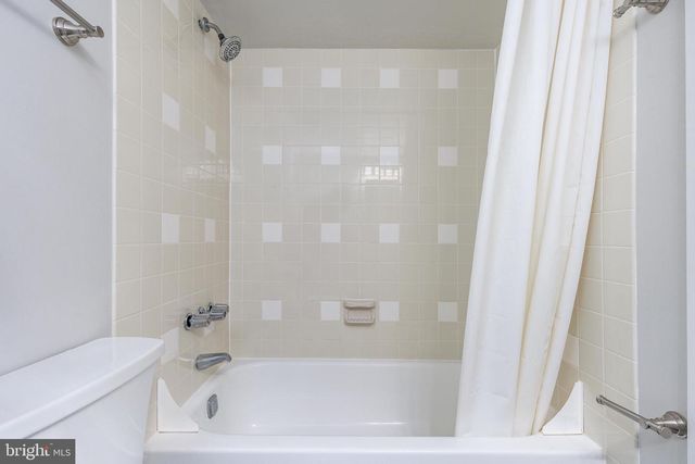 222 CHURCH ST, Philadelphia, PA 19106