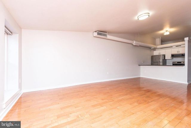 222 CHURCH ST, Philadelphia, PA 19106