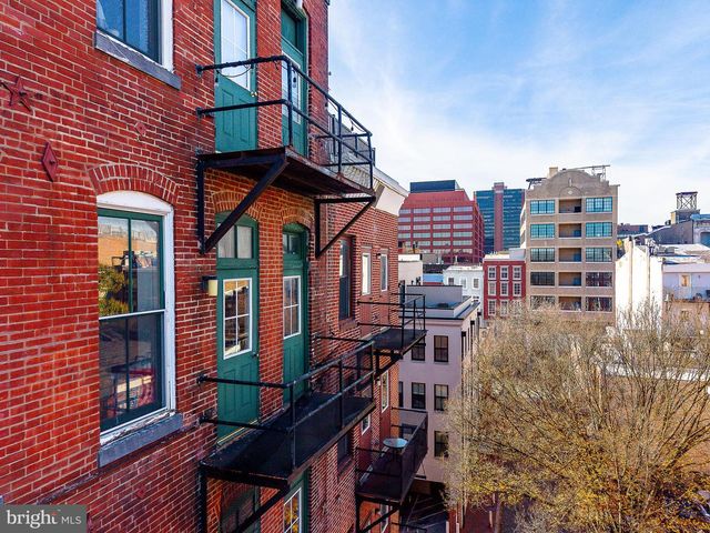 222 CHURCH ST, Philadelphia, PA 19106