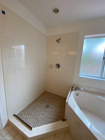 9634 Roundstone CIR, Fort Myers, FL 33967