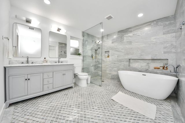 14014 Kingsride Lane, Houston, TX 77079