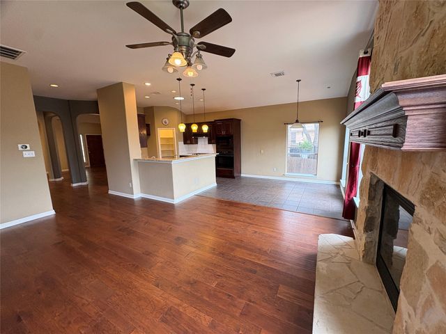 13121 Appaloosa Chase DR, Austin, TX 78732