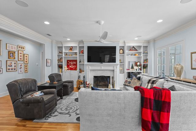 1581 Holcombe Circle, Tyler, TX 75703