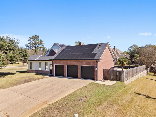 1581 Holcombe Circle, Tyler, TX 75703