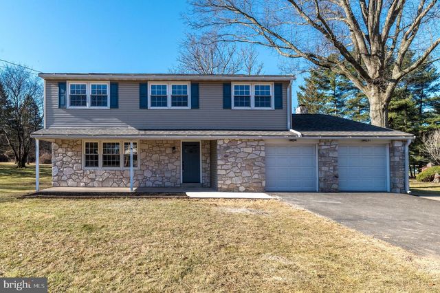 1433 SANDYS LN, North Wales, PA 19454