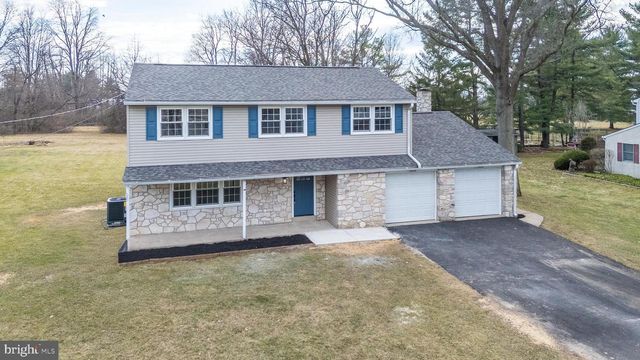 1433 SANDYS LN, North Wales, PA 19454