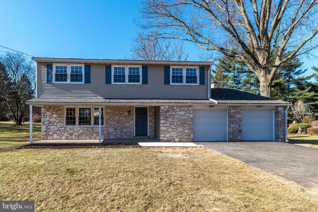 1433 SANDYS LN, North Wales, PA 19454