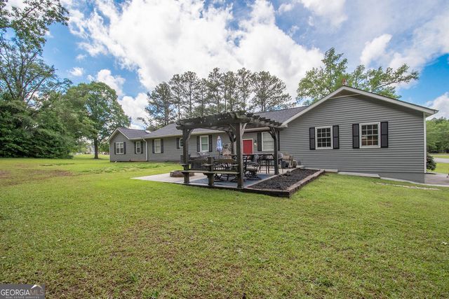 105 Greenfield Circle, Fayetteville, GA 30215
